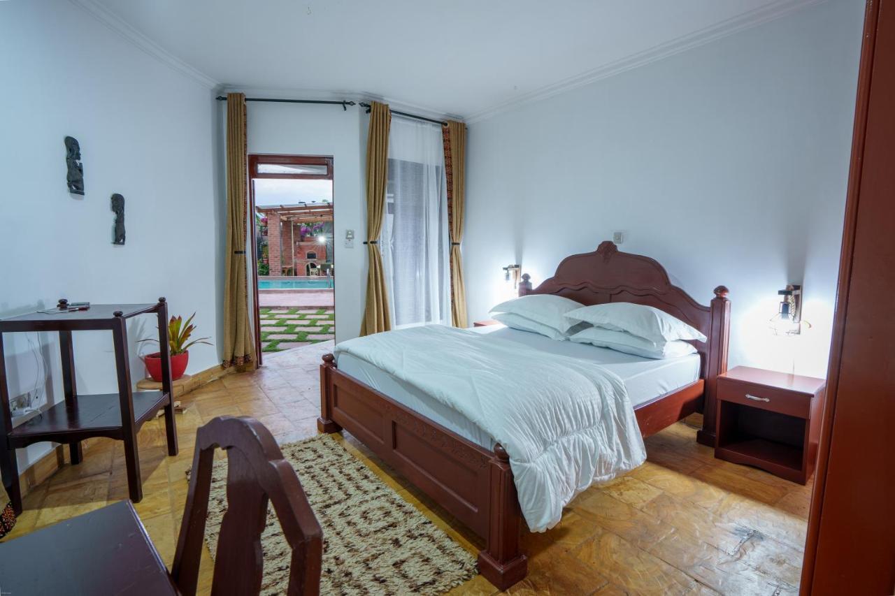 Sprunger Avenue - Tulia Homes Моши Екстериор снимка