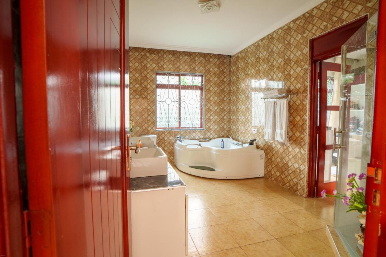 Sprunger Avenue - Tulia Homes Моши Екстериор снимка