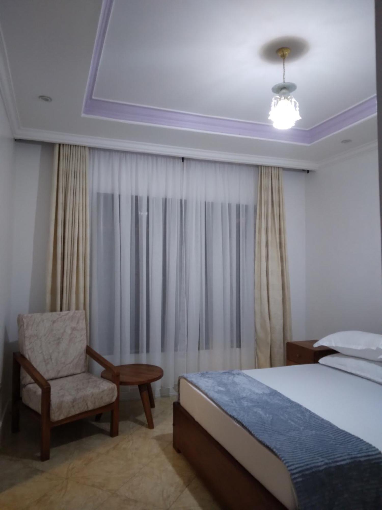 Sprunger Avenue - Tulia Homes Моши Екстериор снимка