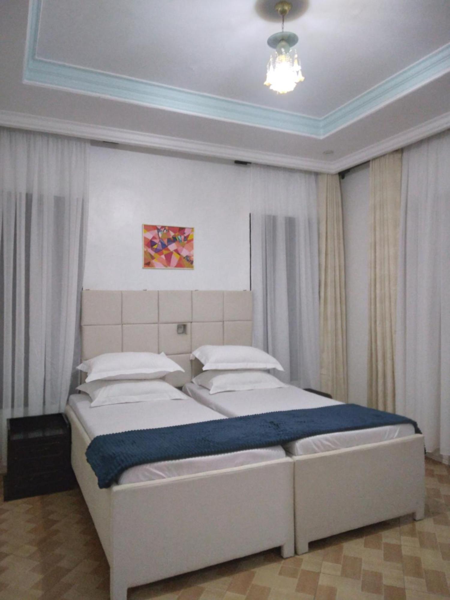 Sprunger Avenue - Tulia Homes Моши Екстериор снимка